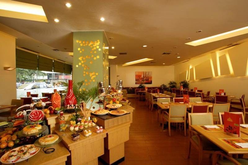 Ibis Malioboro Hotel Jogjacarta Exterior foto