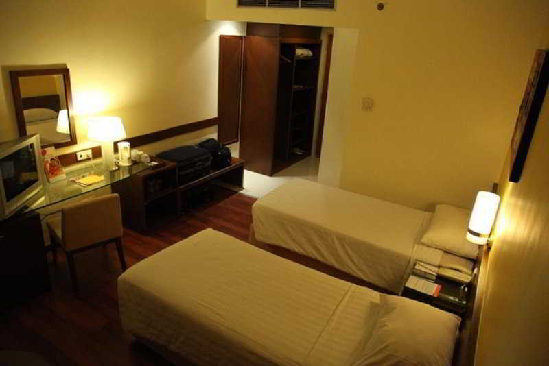 Ibis Malioboro Hotel Jogjacarta Exterior foto